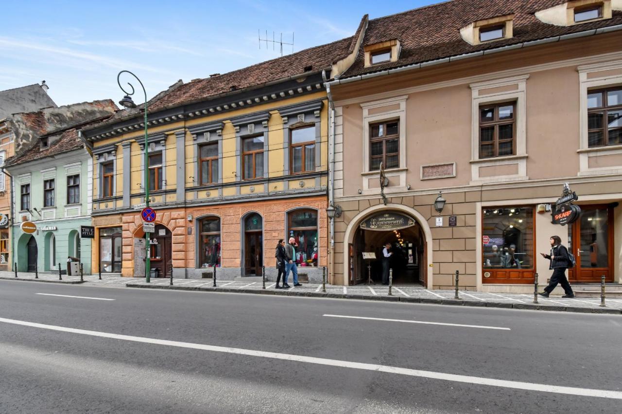 Bella Studio Brasov Luaran gambar